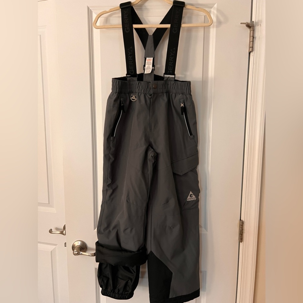 Boys sz 10/12 snow pants